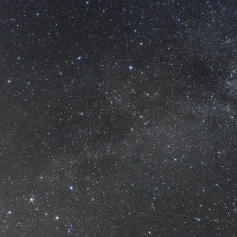 カシオペヤからデネブまで