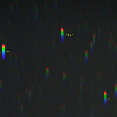 へびつかい座北部のスペクトル