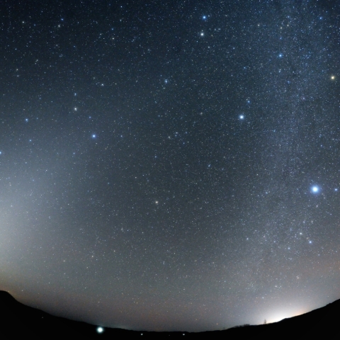 黄道光と冬の天の川