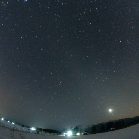 西天の黄道光と火球