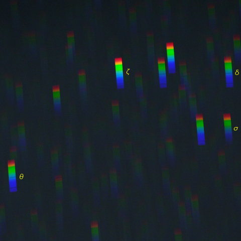 うみへび座頭部のスペクトル