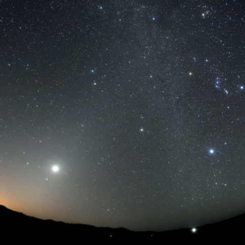 明け方の黄道光