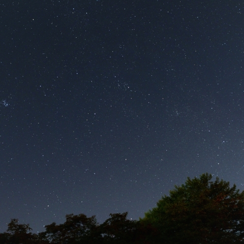 市街地からの秋の星座