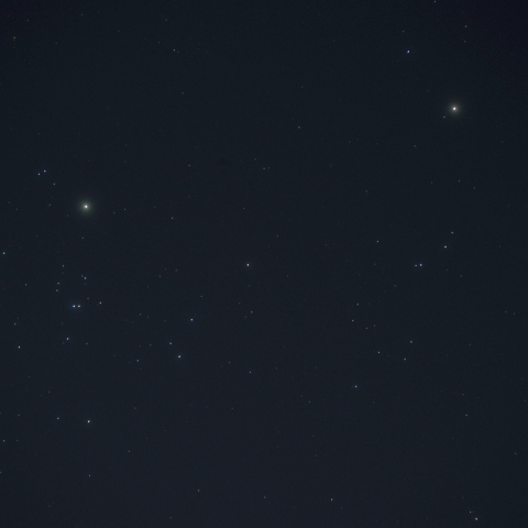 火星とヒヤデス星団