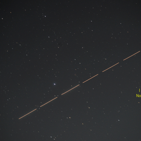 カシオペヤ座新星とISS