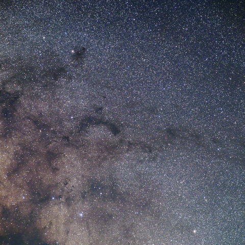 へびつかい座の暗黒星雲