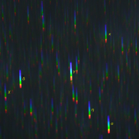 カシオペヤ座のスペクトル