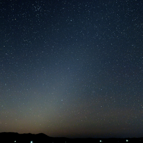 東天の黄道光 (12月5日)