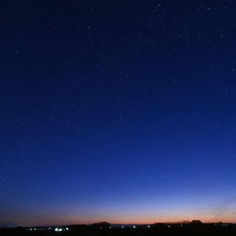 明け方の北東天