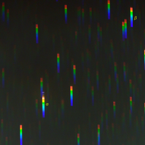 さそり座頭部のスペクトル