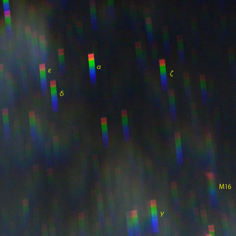 たて座のスペクトル