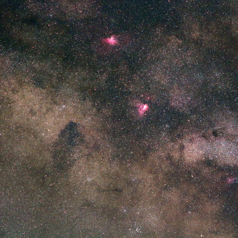  いて座北部の天の川と星雲