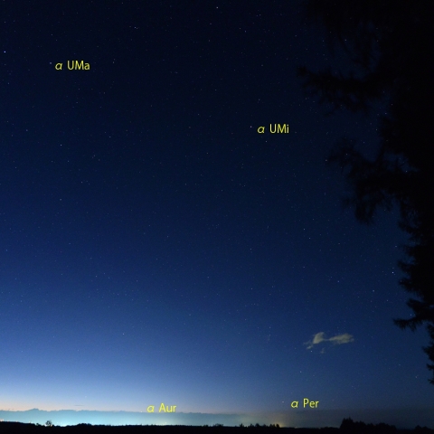 初夏の夕方北天