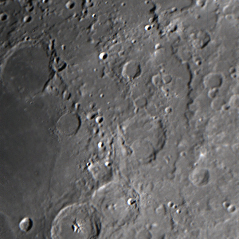 アルタイ断崖から三連クレーター