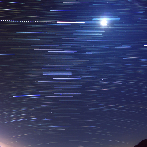 皆既月食と富士山