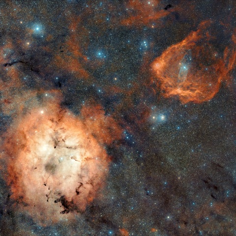 ケフェウス座のIC1396&sh2-129と散光星雲群