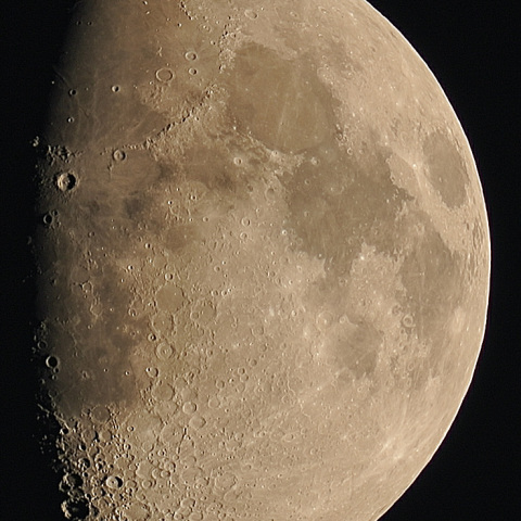 RegiStax6で処理した月齢9.3の月