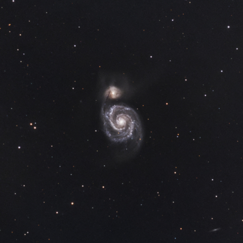 M51 （子持ち銀河）