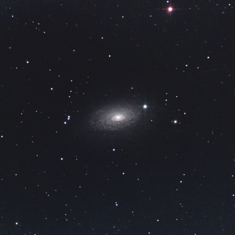 M63 (ひまわり銀河)