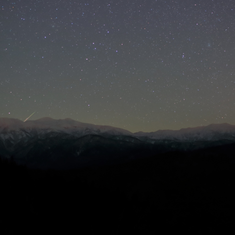 冬を迎える白山