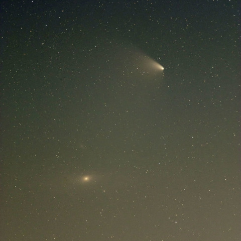 パンスター彗星とアンドロメダ銀河