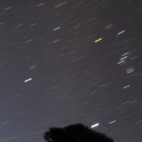 冬の大三角流れる