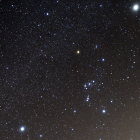 冬の星座たちと木星