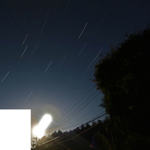 スーパームーンの光跡