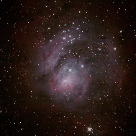 ISO高感度で撮るM8 干潟星雲