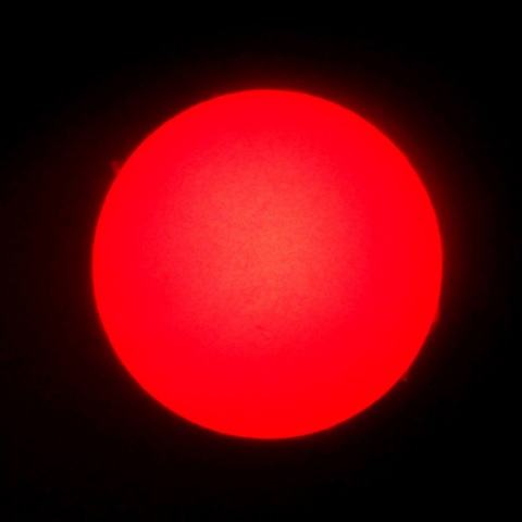 初めての太陽望遠鏡による太陽面