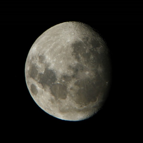 十三夜の月　2017年