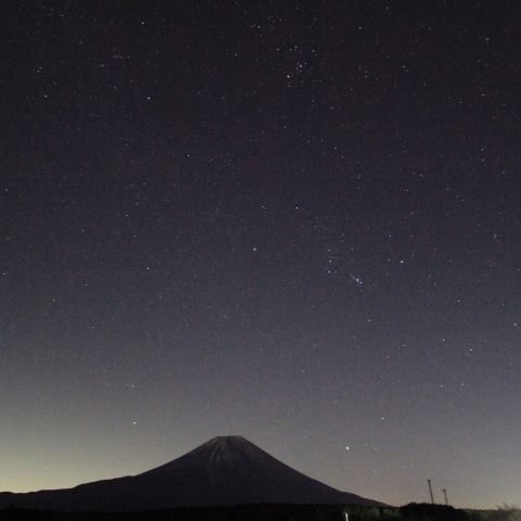 富士山と冬の大三角形