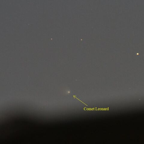 １２月１９日のレナード彗星