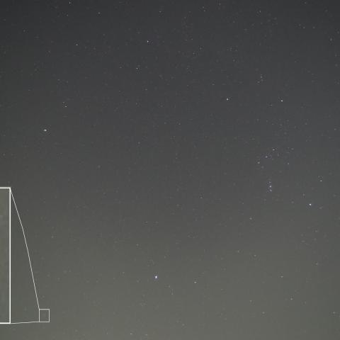 オリオン座流星群の夜に現れた散在流星