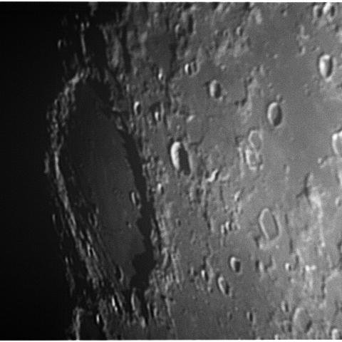 シッカルド　クレーター　付近