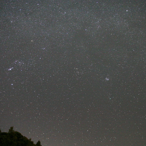 冬の星座とラヴジョイ彗星