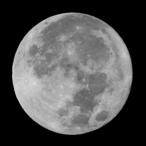 スーパームーン