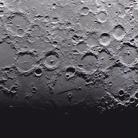 中央クレーター列