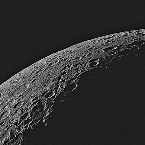 月齢4.1　レイタ谷付近