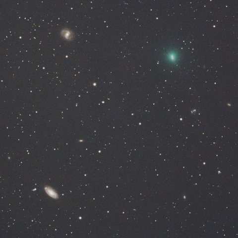 12月29日未明のショーマス彗星と銀河の接近