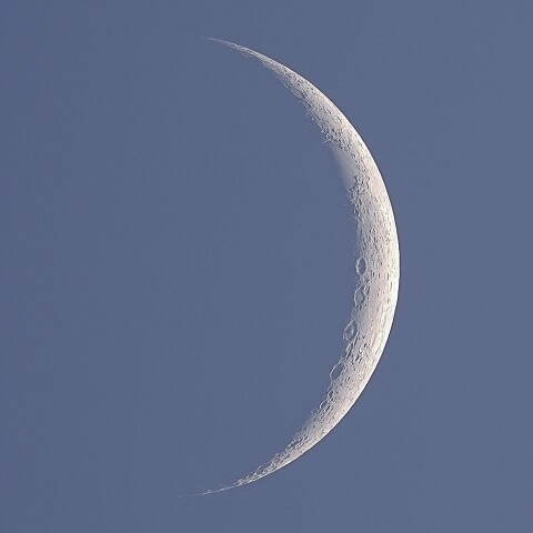 容姿整う三日月さん