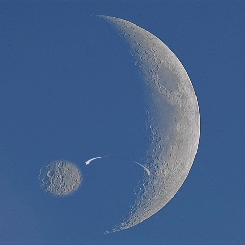 レイタ流域　白い月