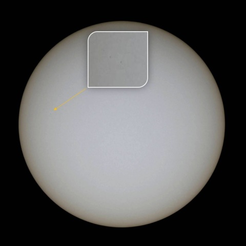 雲間のお日様　黒点・・