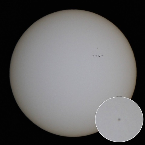 半暗部のある黒助さん