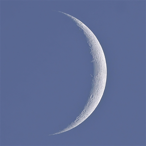 日没直後の夕月