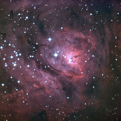 LRGB同時露光によるM8干潟星雲