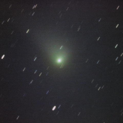 LRGB同時露光によるジョンソン彗星