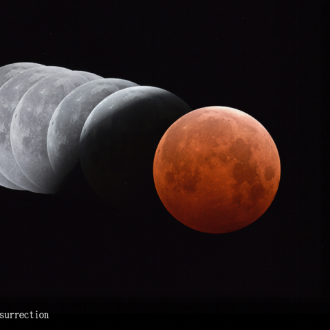 皆既月食と地球の影