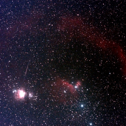 オリオンに流星