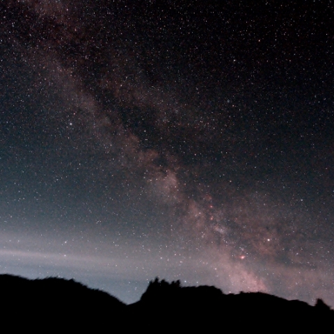 ホトトギス鳴く真夜中の高原にて